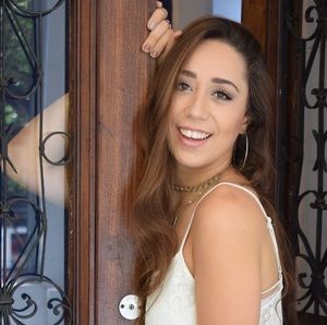 Meet your Posher, Nathalia